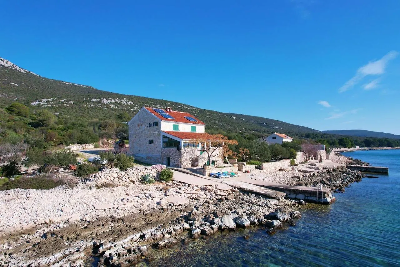 Old Fisherman'S House Banj
